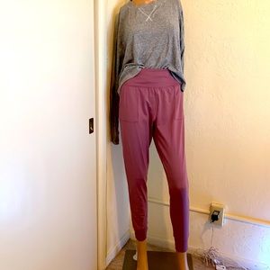 Victoria’s Secret dusty rose sport joggers 4